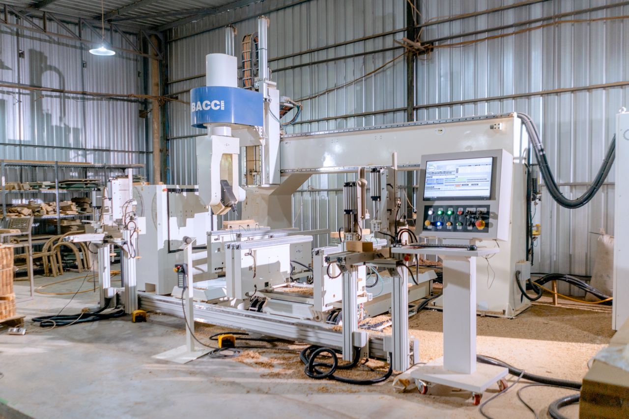 The Art of Drawing Readers In: Your attractive post title goes here High-tech woodworking machine in an industrial workshop for precision carpentry.